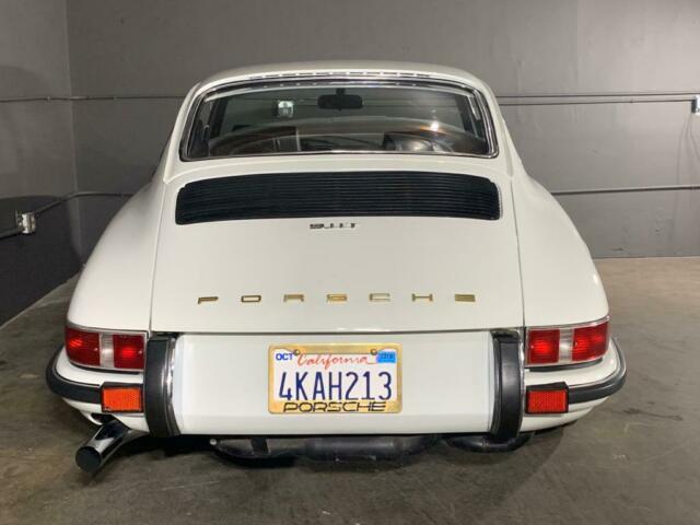 Porsche 911 1971 image number 25