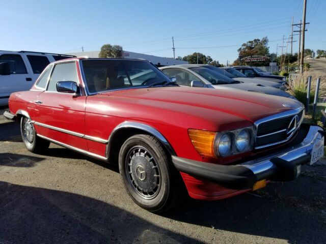 Mercedes-Benz SL-Class 1977 image number 21