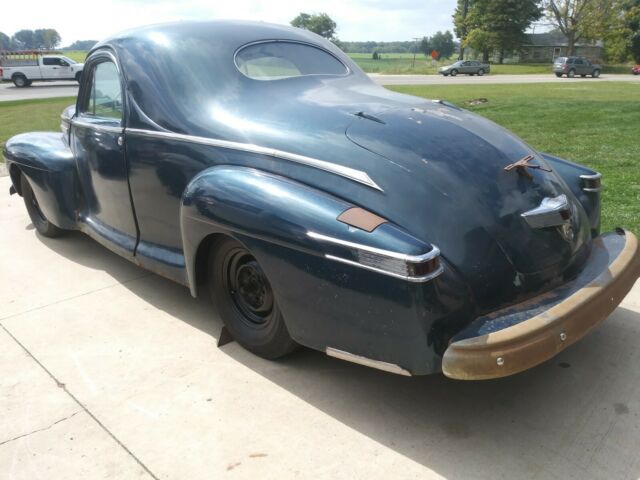 Lincoln Zephyr 1942 image number 0