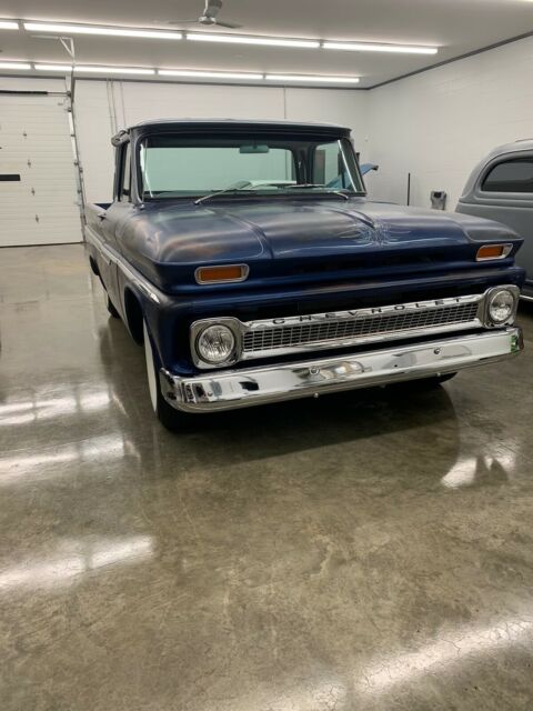 Chevrolet C-10 1964 image number 2