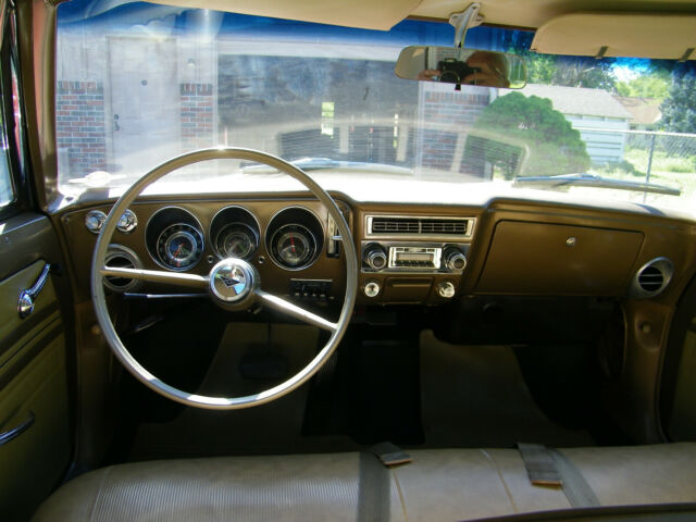 Chevrolet Corvair 1966 image number 3