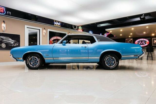 Oldsmobile Cutlass 1971 image number 16