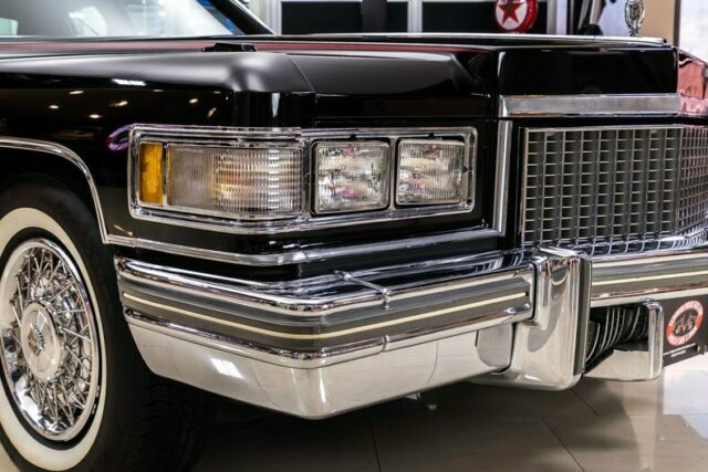 Cadillac DeVille 1975 image number 19