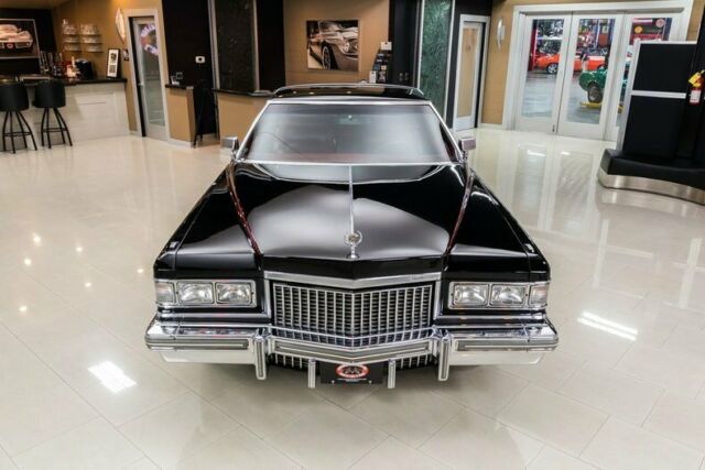 Cadillac DeVille 1975 image number 6