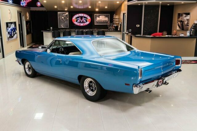 Plymouth Road Runner 1969 image number 15