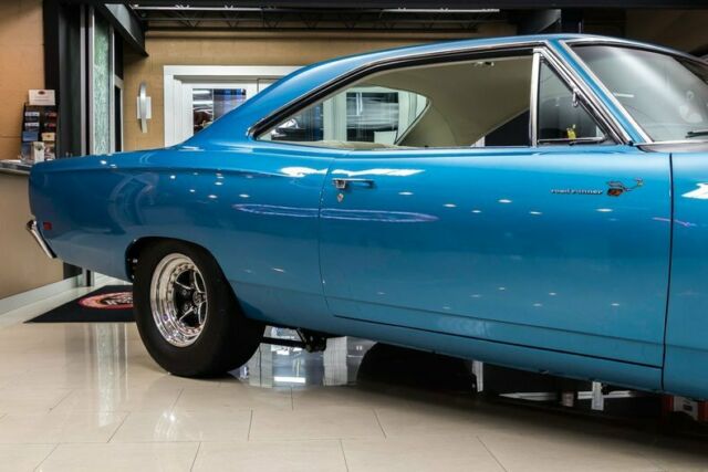 Plymouth Road Runner 1969 image number 19