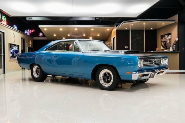 Plymouth Road Runner 1969 image number 31