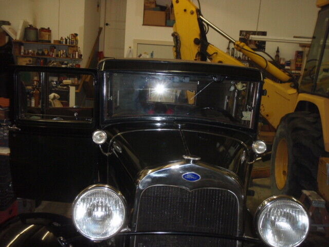 Ford Model A 1930 image number 0