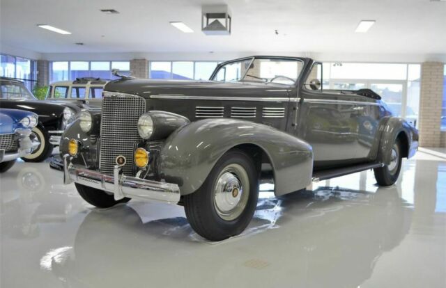 Cadillac Series 75 V-8 1938 image number 16