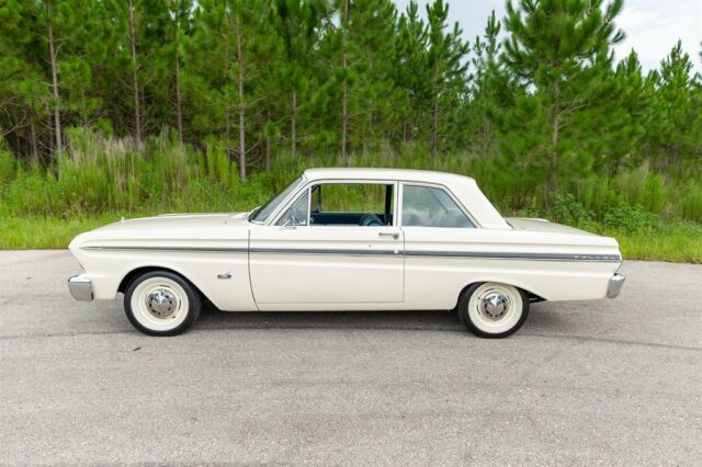 Ford Falcon 1965 image number 29