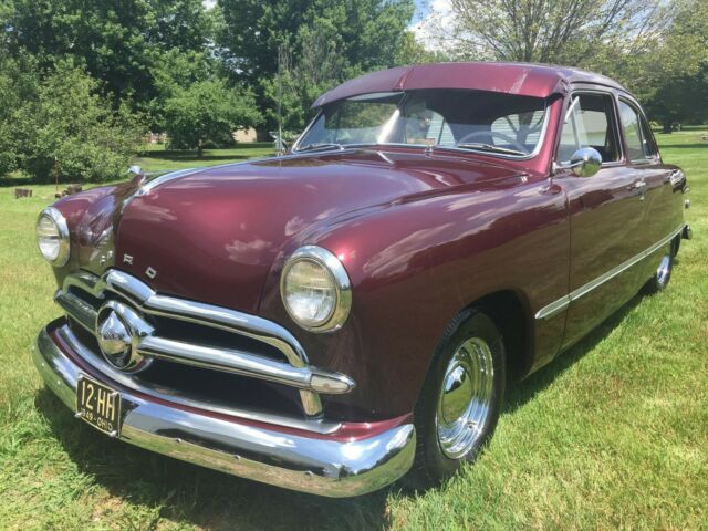 Ford Custom Coupe 1949 image number 16