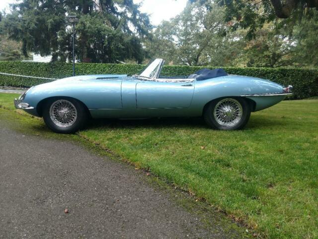 Jaguar E-Type 1966 image number 0