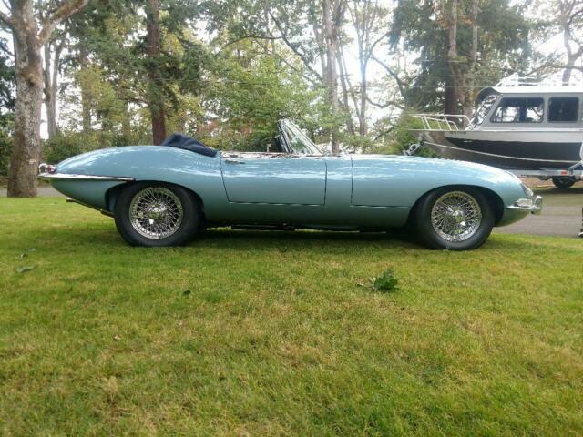 Jaguar E-Type 1966 image number 7