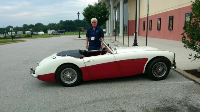 Austin Healey BT-7 1960 image number 0