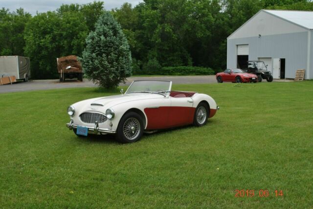 Austin Healey BT-7 1960 image number 19