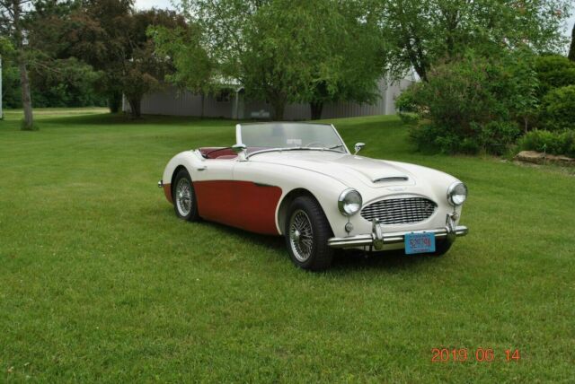 Austin Healey BT-7 1960 image number 20