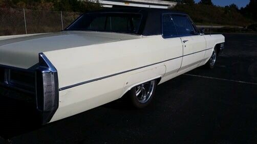 Cadillac DeVille 1965 image number 13