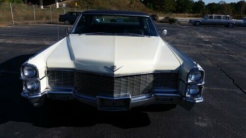 Cadillac DeVille 1965 image number 31