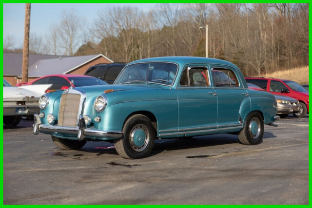 Mercedes-Benz 220S 1959 image number 24