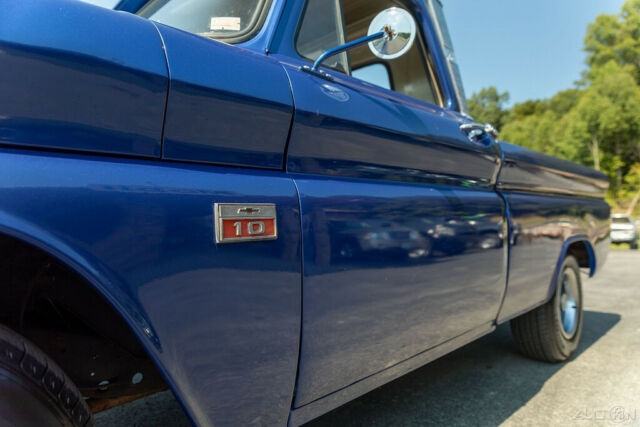 Chevrolet C-10 1966 image number 18