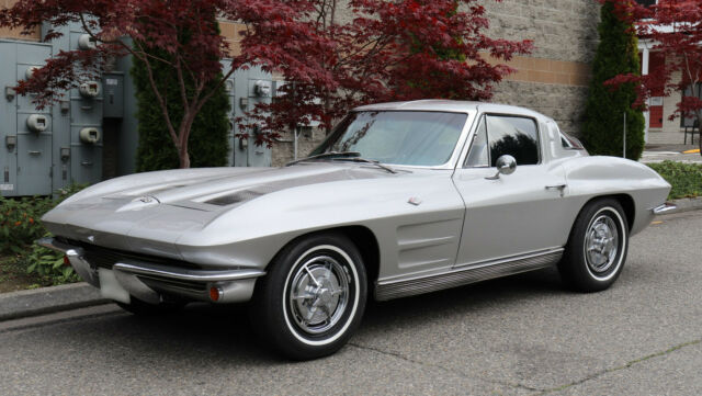 Chevrolet Corvette 1963 image number 27