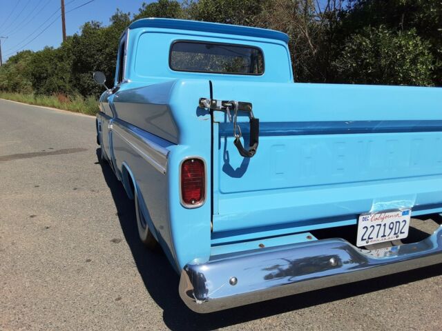 Chevrolet C-10 1964 image number 24