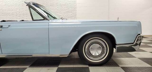 Lincoln Continental 1967 image number 12