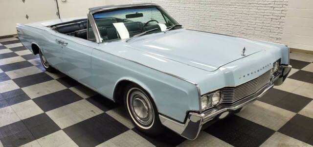 Lincoln Continental 1967 image number 14