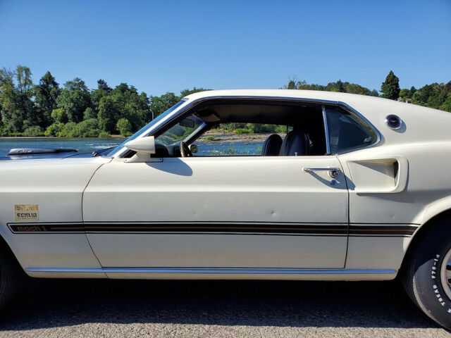 Ford Mustang 1969 image number 16