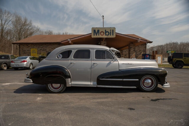 Pontiac Silver Streak 1948 image number 5