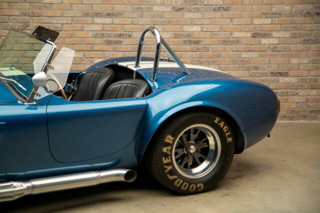 Shelby Cobra 1965 image number 30