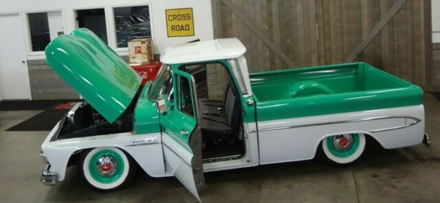 Chevrolet C-10 1960 image number 1