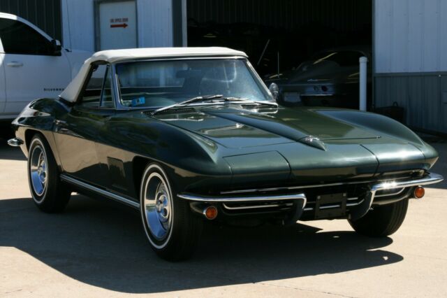 Chevrolet Corvette 1967 image number 3