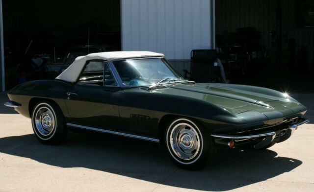 Chevrolet Corvette 1967 image number 4