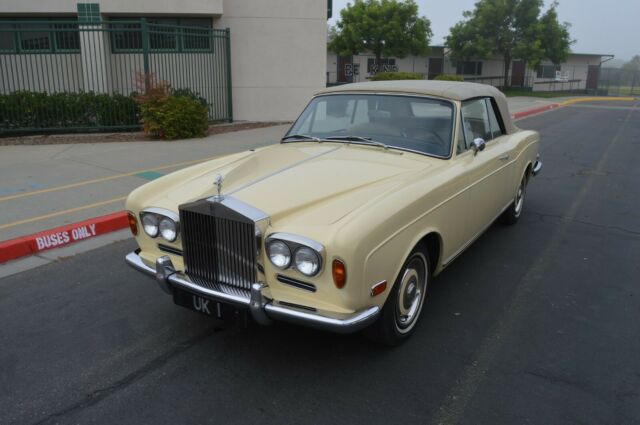 Rolls-Royce Corniche 1971 image number 1