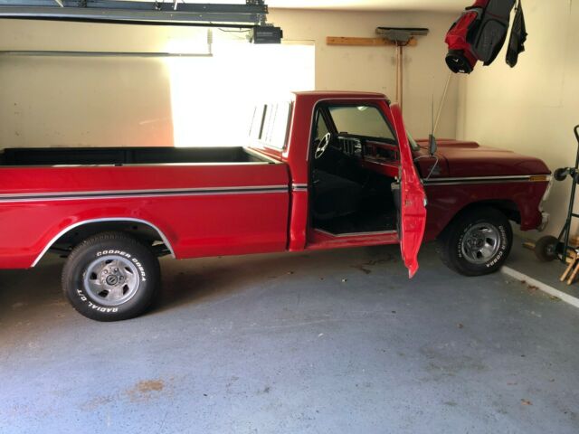 Ford F-150 1979 image number 3