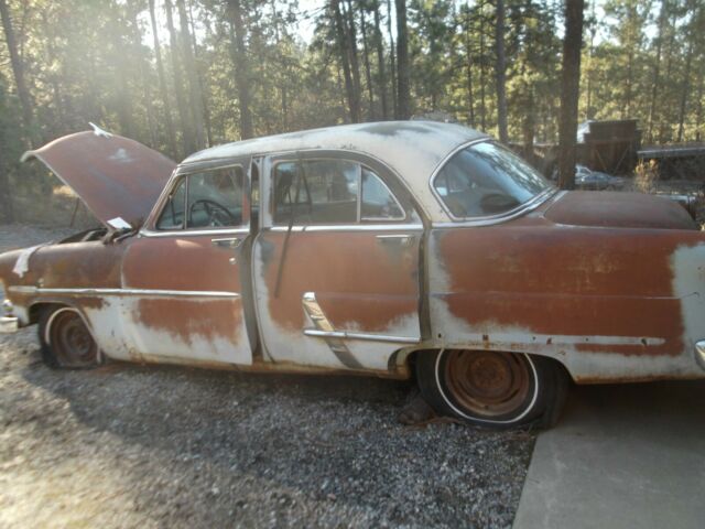 Ford Customline 1953 image number 18