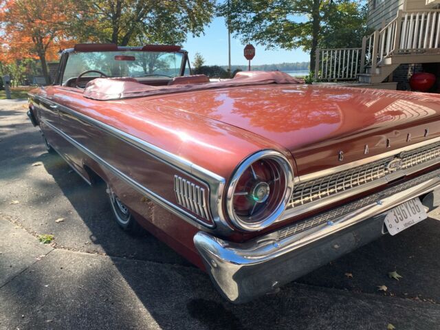 Ford Galaxie 1963 image number 14