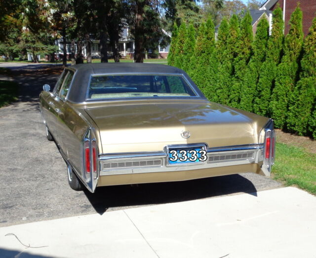 Cadillac Fleetwood 1966 image number 28