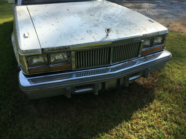 Cadillac Seville 1979 image number 13