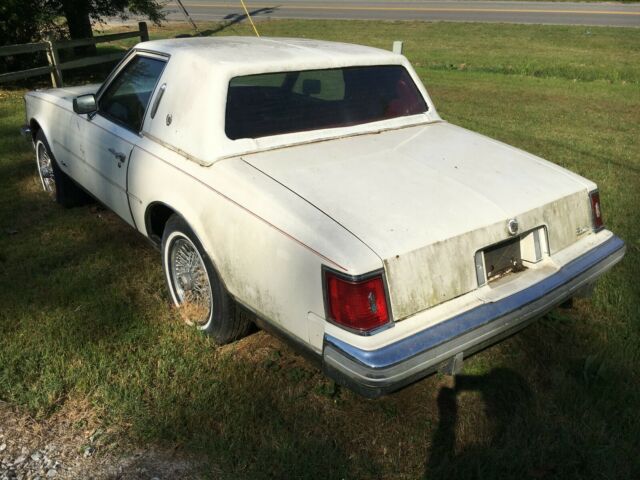 Cadillac Seville 1979 image number 2