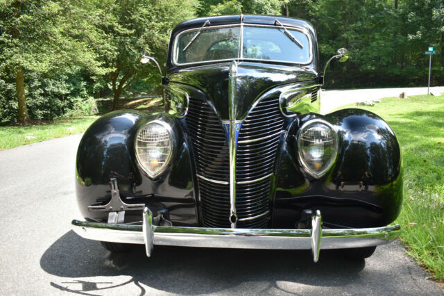 Ford Standard Coupe 1939 image number 3