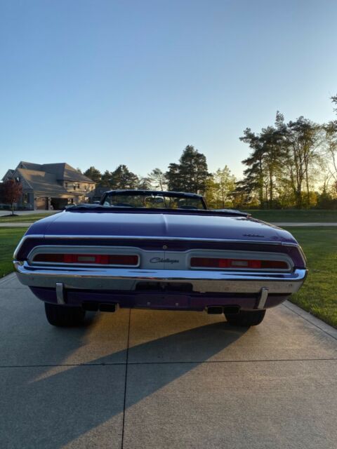 Dodge Challenger 1971 image number 1