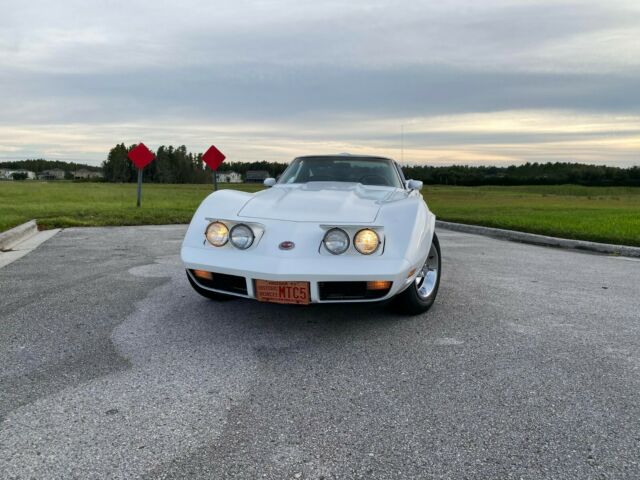 Chevrolet Corvette 1973 image number 7