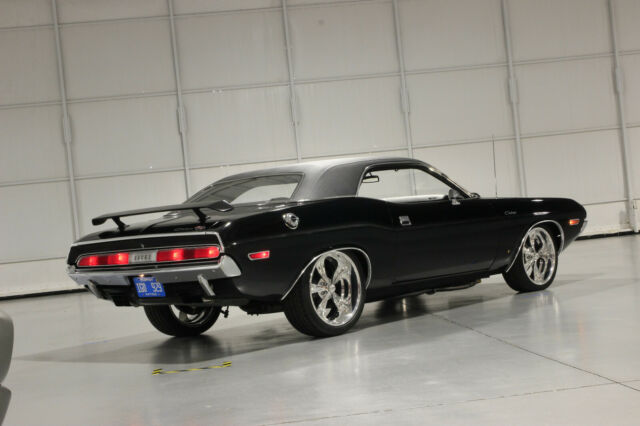 Dodge Challenger 1970 image number 0