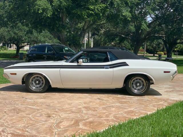 Dodge Challenger 1971 image number 2