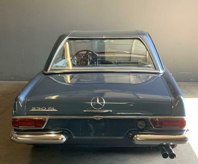 Mercedes-Benz SL-Class 1965 image number 20