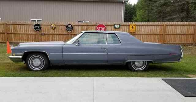 Cadillac DeVille 1972 image number 19