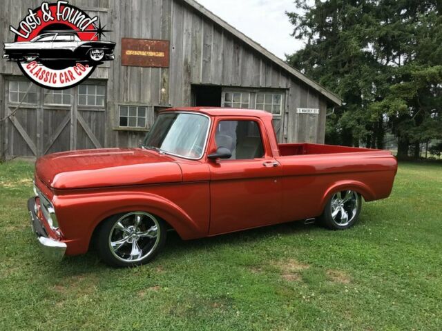 Ford Unibody F100 Pickup Truck 1961 image number 3