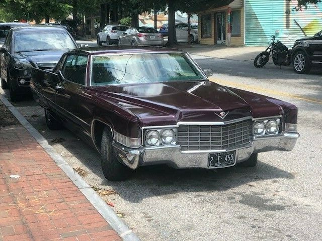 Cadillac DeVille 1969 image number 13